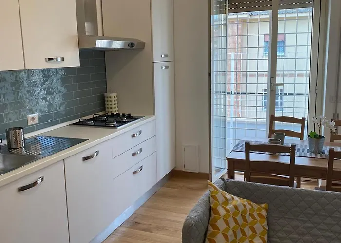 Apartamento Attico Con Balcone *